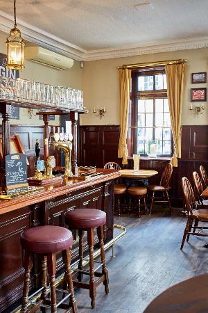 Coach & Horses